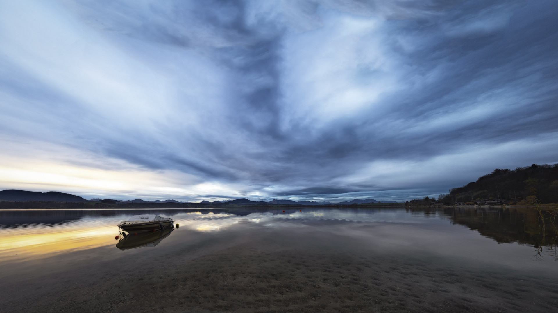 Sonnenaufgang am Wallersee