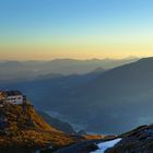 Sonnenaufgang am Watzmannhaus