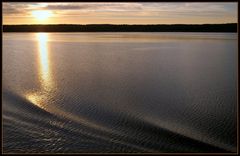 Sonnenaufgang am Wolga-Ostsee-Kanal.