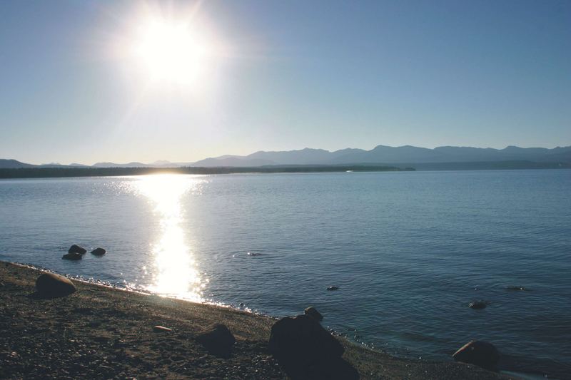 Sonnenaufgang am Yellowstonelake