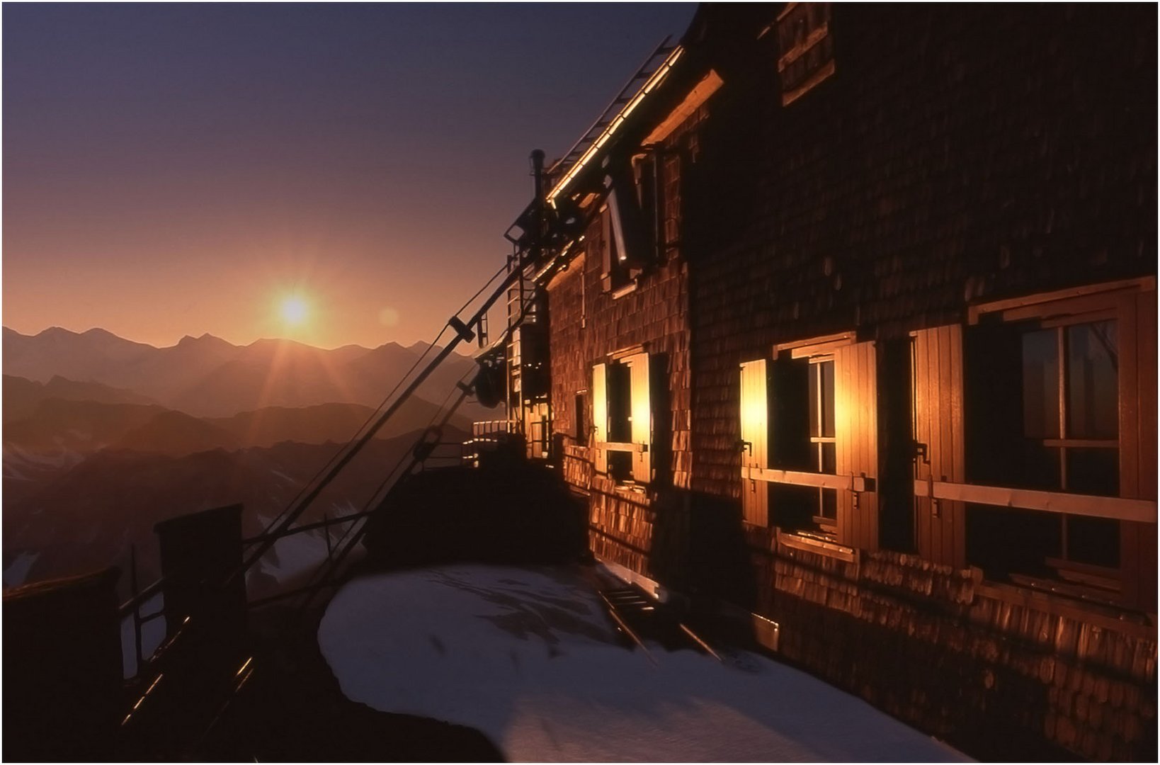 Sonnenaufgang am Zittelhaus 3106m