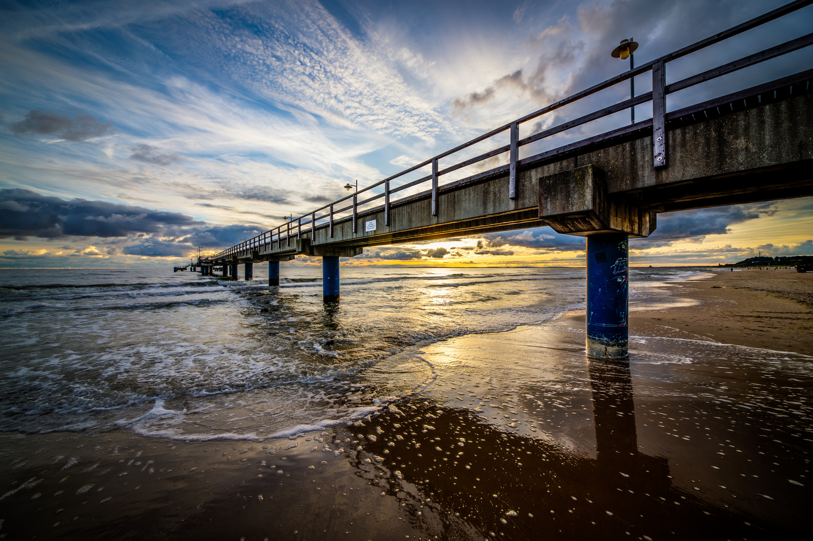 Sonnenaufgang an der Bansiner Seebrücke