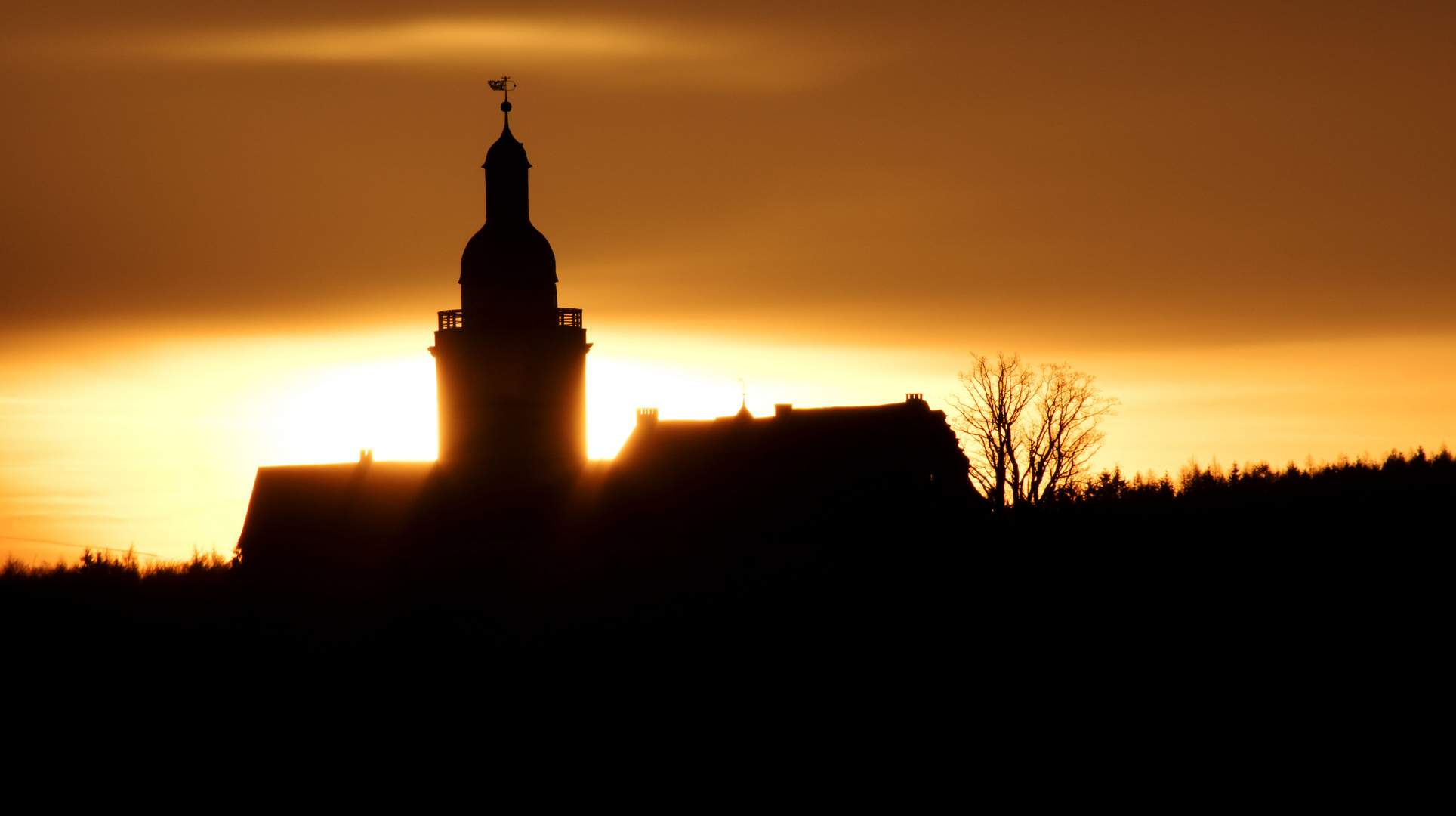 Sonnenaufgang an der Burg Falkenstein (1)