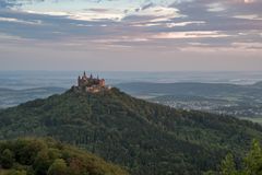 Sonnenaufgang an der Burg Hohenzollern