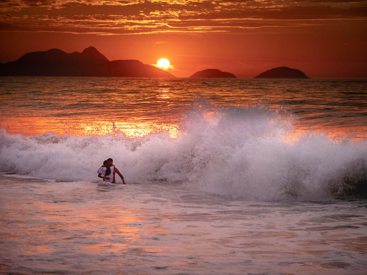 Sonnenaufgang an der Copacabana 