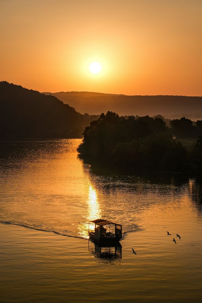 Sonnenaufgang an der Donau