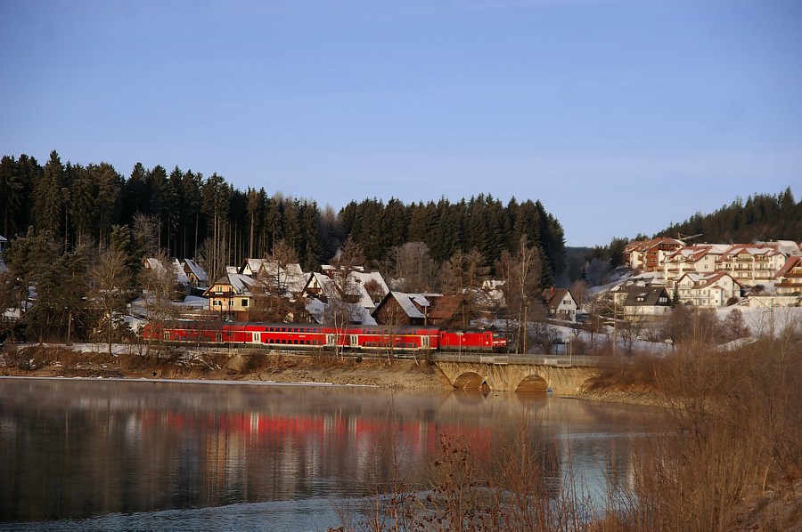 Sonnenaufgang an der Dreiseenbahn