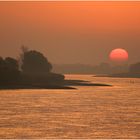 Sonnenaufgang an der Elbe