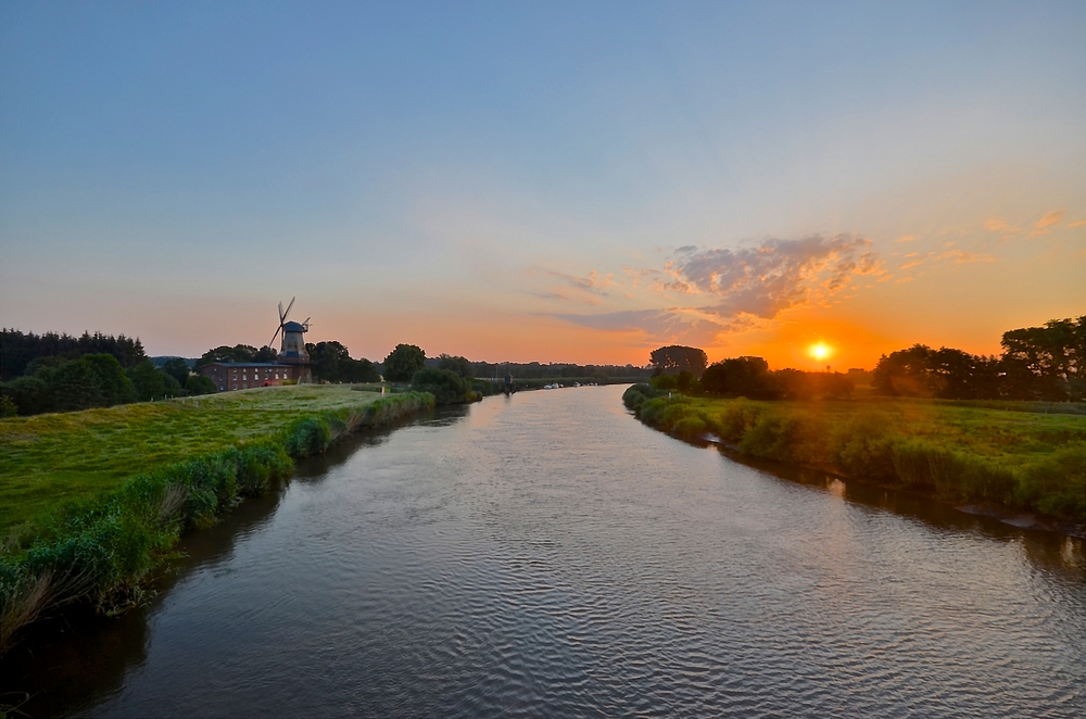 Sonnenaufgang an der Hechthauser Mühle