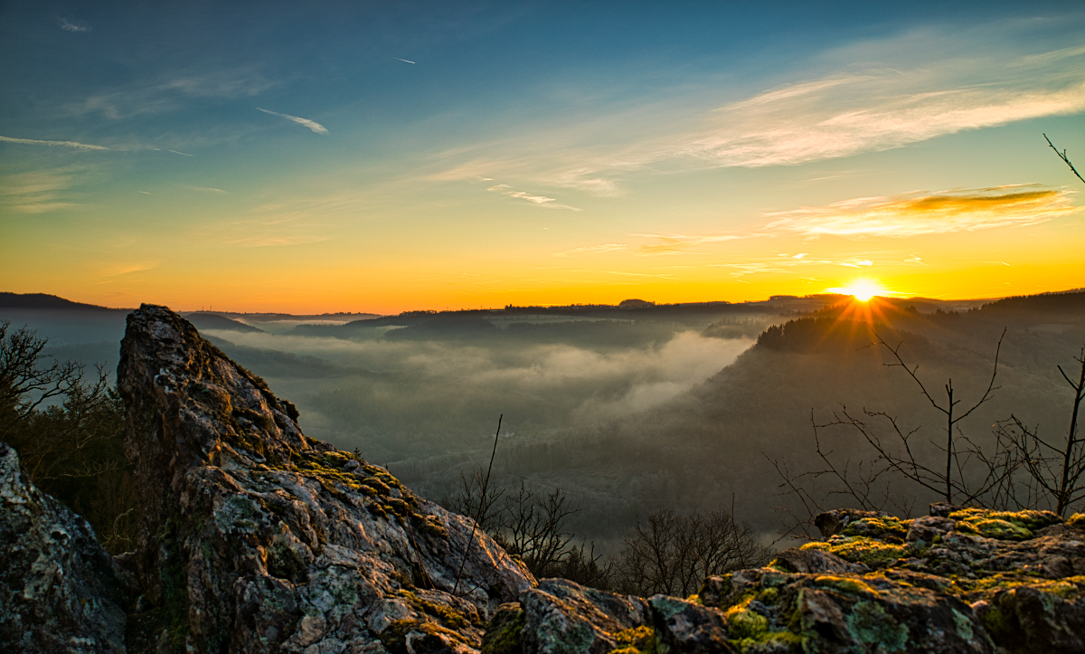 Sonnenaufgang an der Hohen Lay 