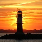 Sonnenaufgang an der Mole von Warnemünde  -  sunrise at mole of Warnemünde