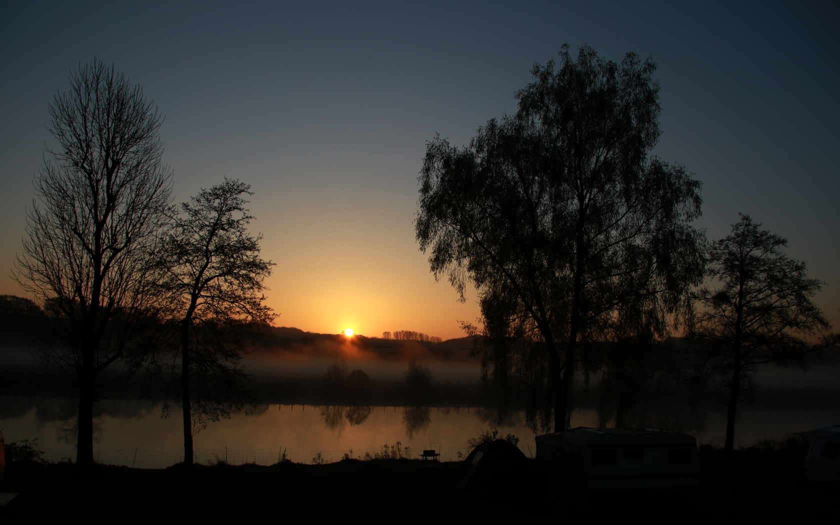 Sonnenaufgang an der Ruhr bei Mülheim