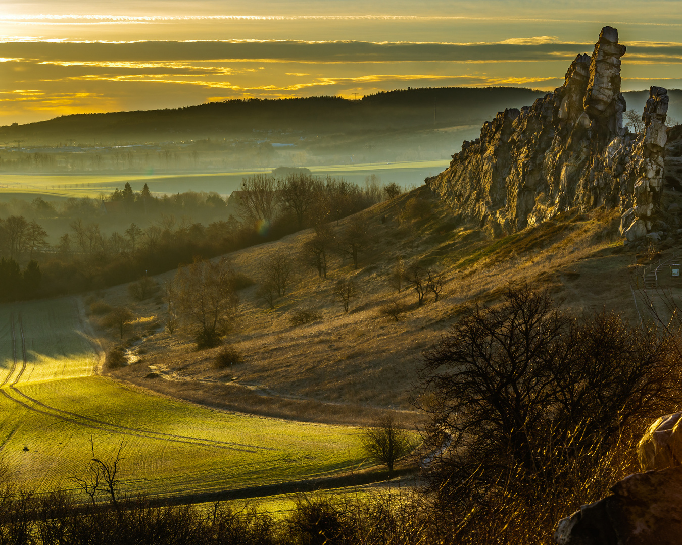 Sonnenaufgang an der Teufelsmauer