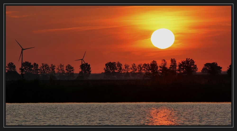 Sonnenaufgang an der Unterweser