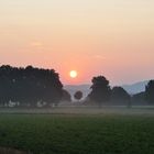 Sonnenaufgang an der Weschnitz / Lorsch