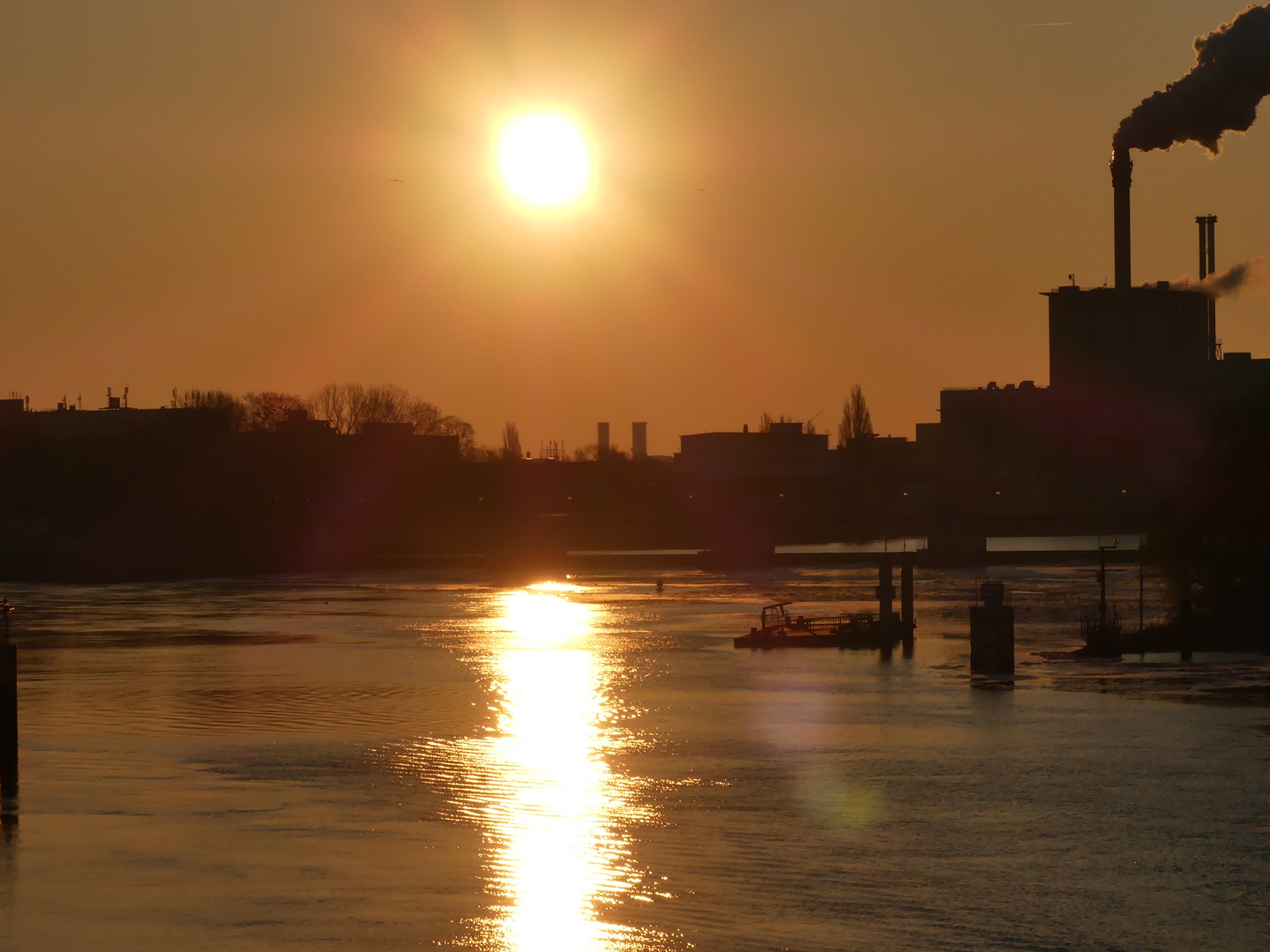 Sonnenaufgang an der Weser