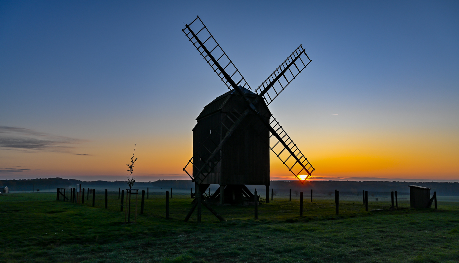 Sonnenaufgang an der Zeuckritzer Mühle