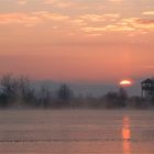 Sonnenaufgang an einem frostigen Morgen