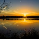 Sonnenaufgang an einem kleinen See