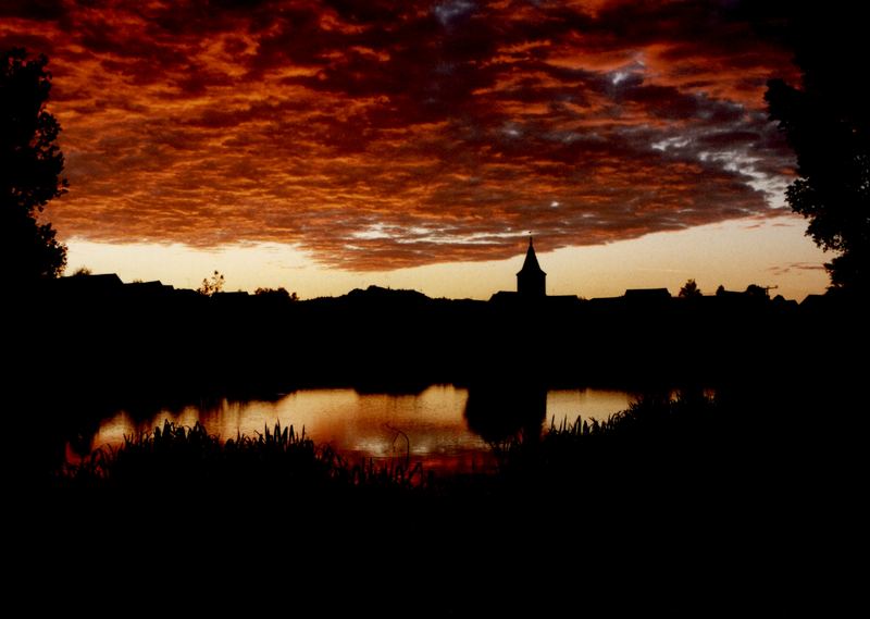 Sonnenaufgang an einem Weiher