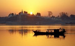 Sonnenaufgang auf dem Ayeyarwady - Teil 2