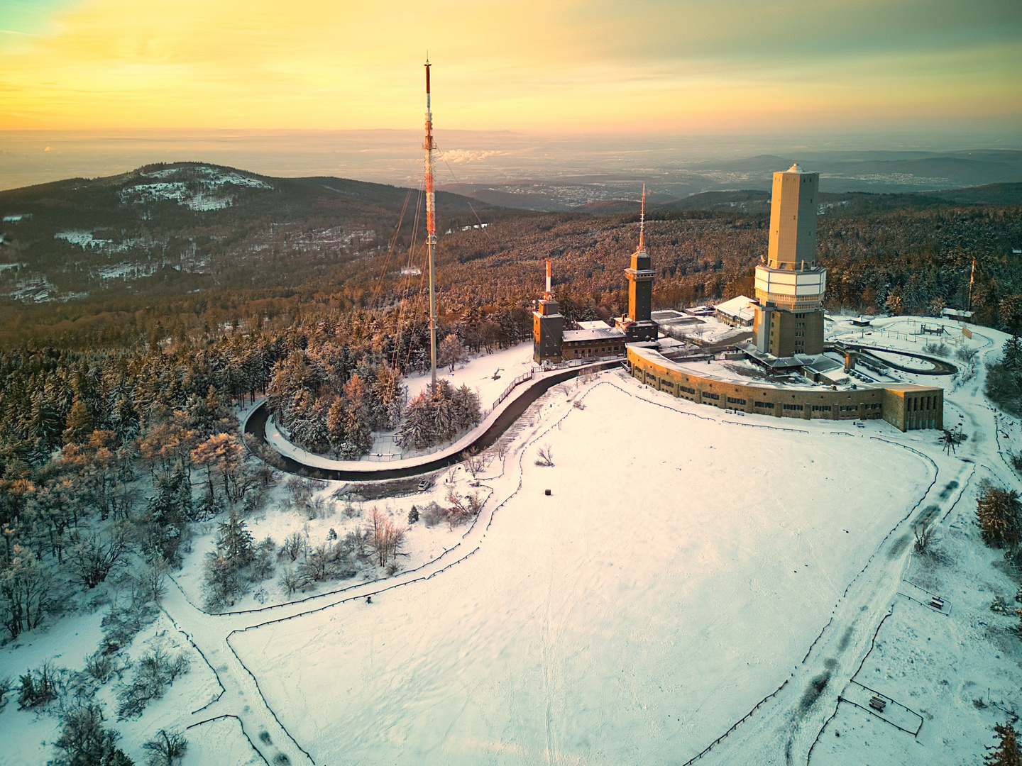 Sonnenaufgang auf dem Feldberg im Taunus