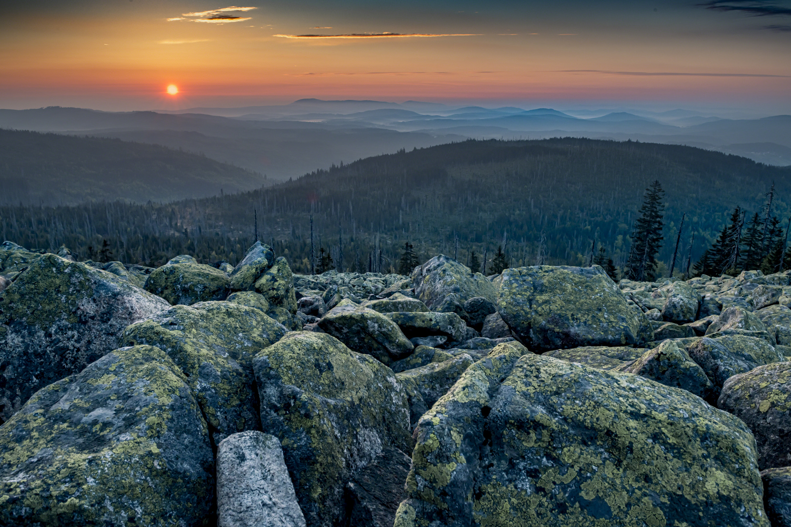 Sonnenaufgang auf dem Lusen