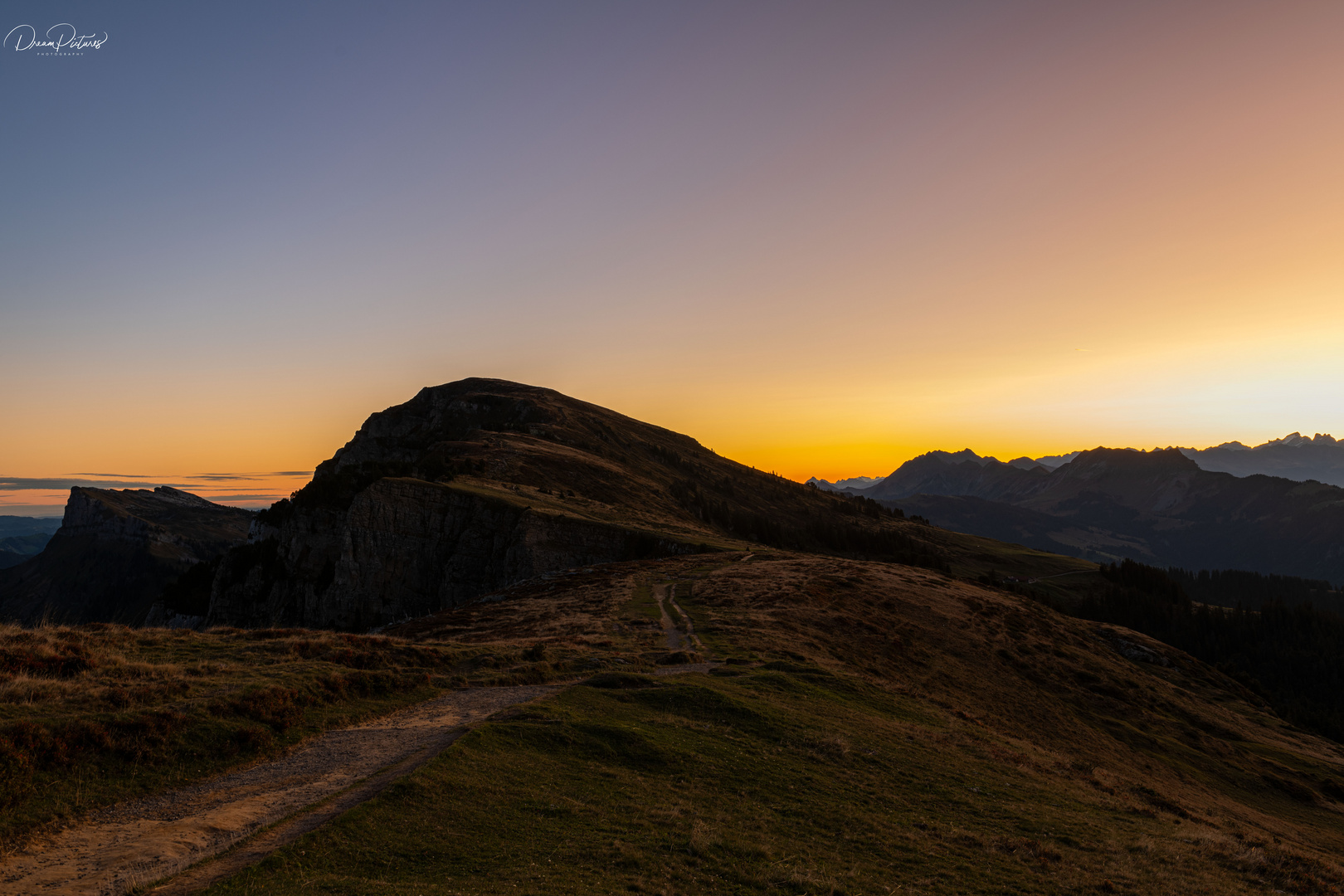 Sonnenaufgang auf dem Niederhorn