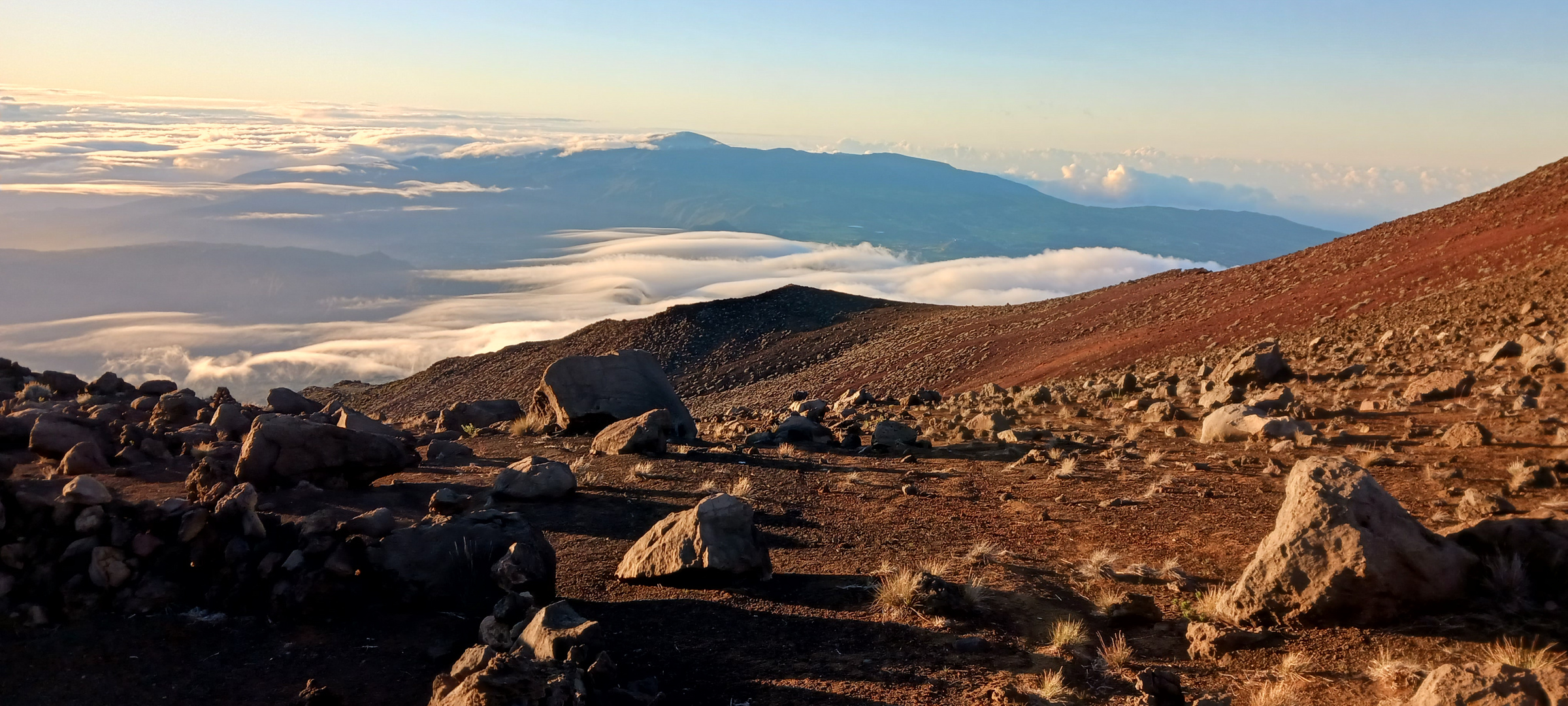 Sonnenaufgang auf dem Piton des Neiges