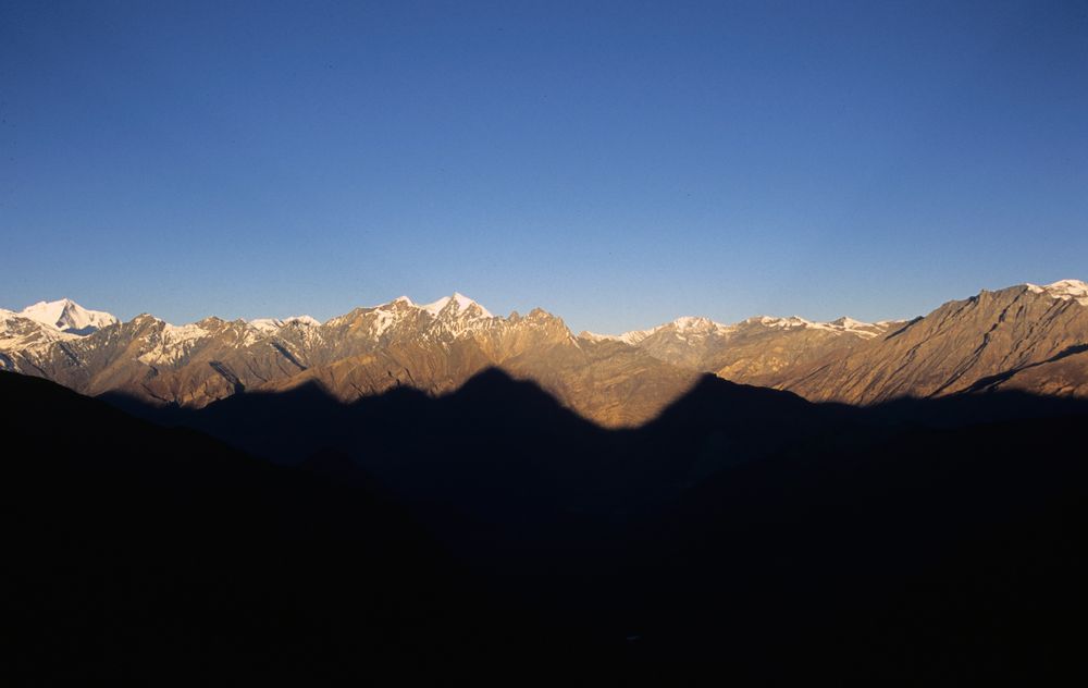 Sonnenaufgang auf dem Weg zum Thorong La