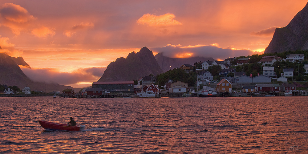 Sonnenaufgang auf den Lofoten / le jour se lève