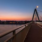 Sonnenaufgang auf der Brücke
