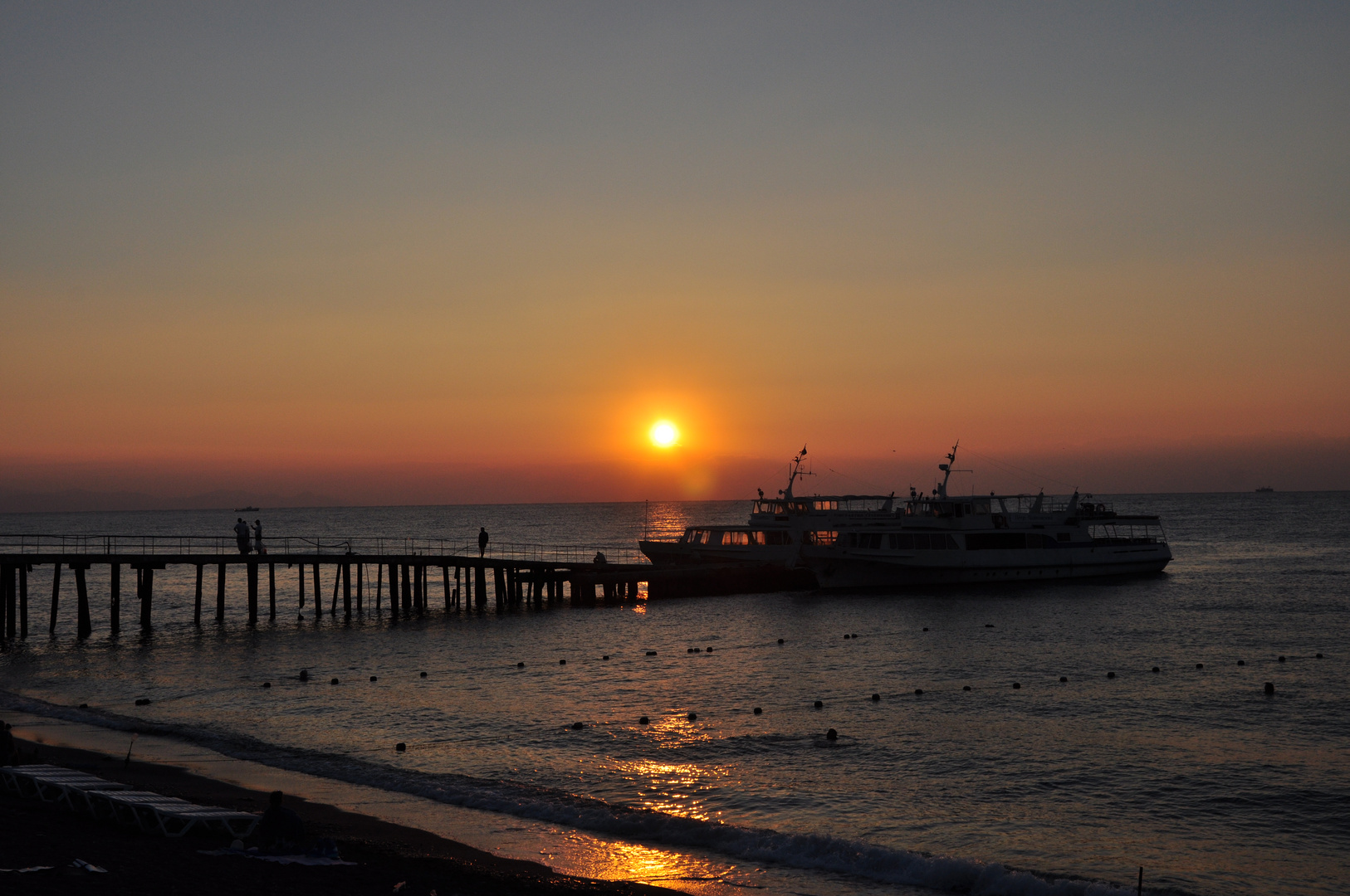 Sonnenaufgang auf der Insel Krim (Ukraine)