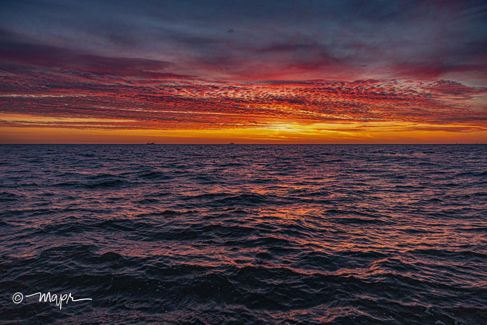 Sonnenaufgang auf der Nordsee