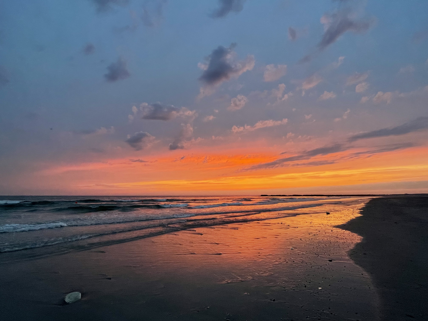 Sonnenaufgang auf Helgoland-Düne 