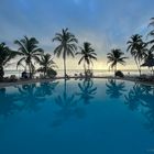 Sonnenaufgang auf Sansibar, Spiegelung der Palmen