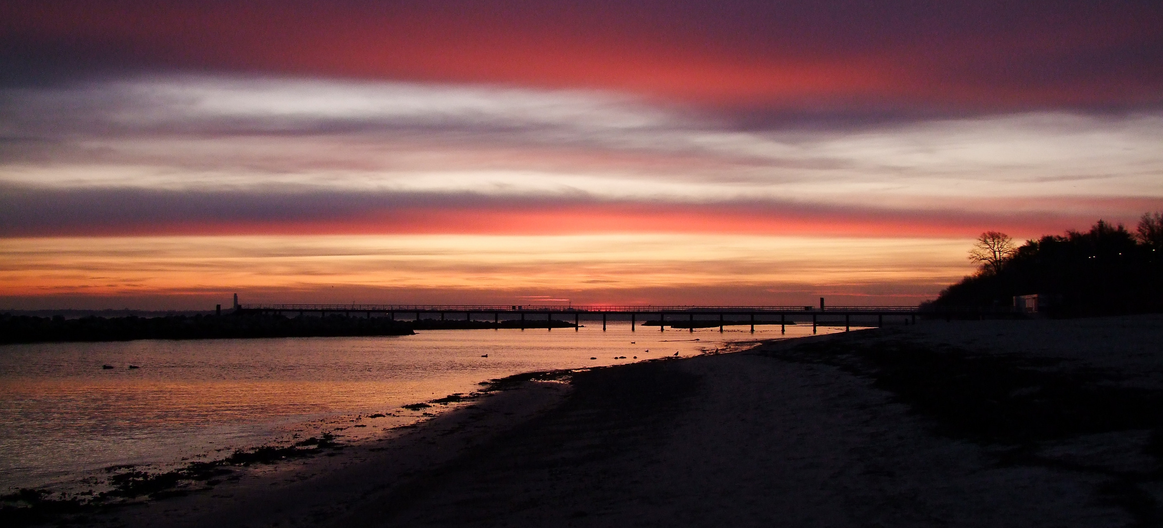 Sonnenaufgang aus Richtung Schilksee