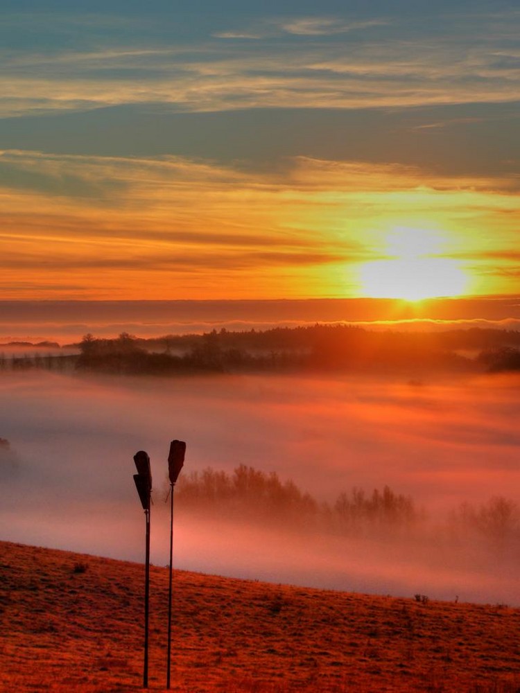 Sonnenaufgang bei Burg Schlitz