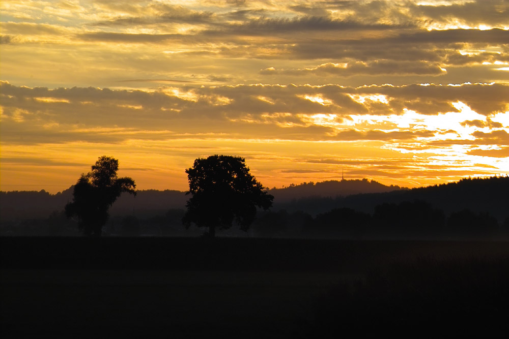 Sonnenaufgang bei Grabenstätt am Chiemsee