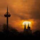 Sonnenaufgang bei Hochnebel über Köln