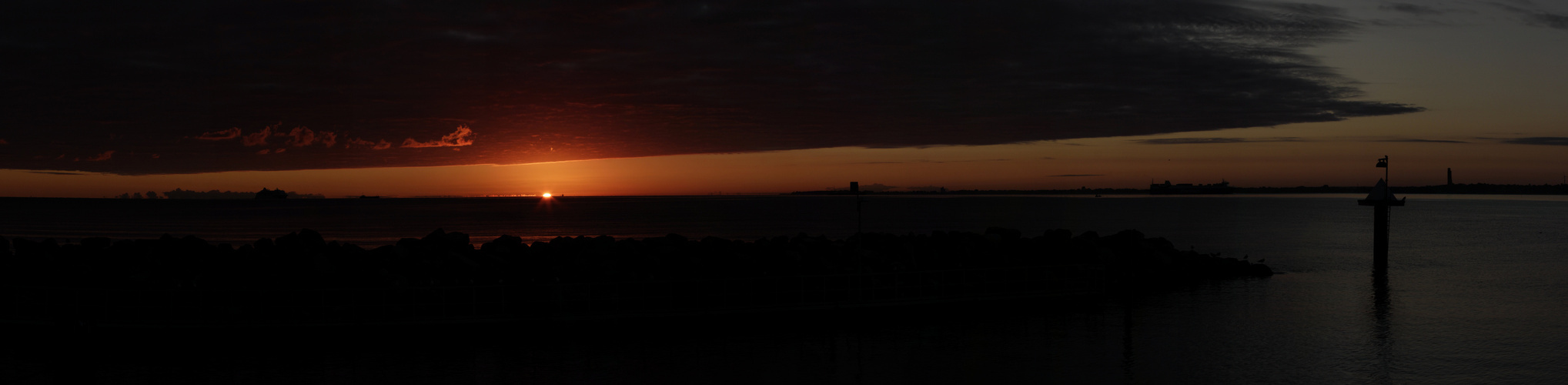 Sonnenaufgang bei Kiel (Schilksee)