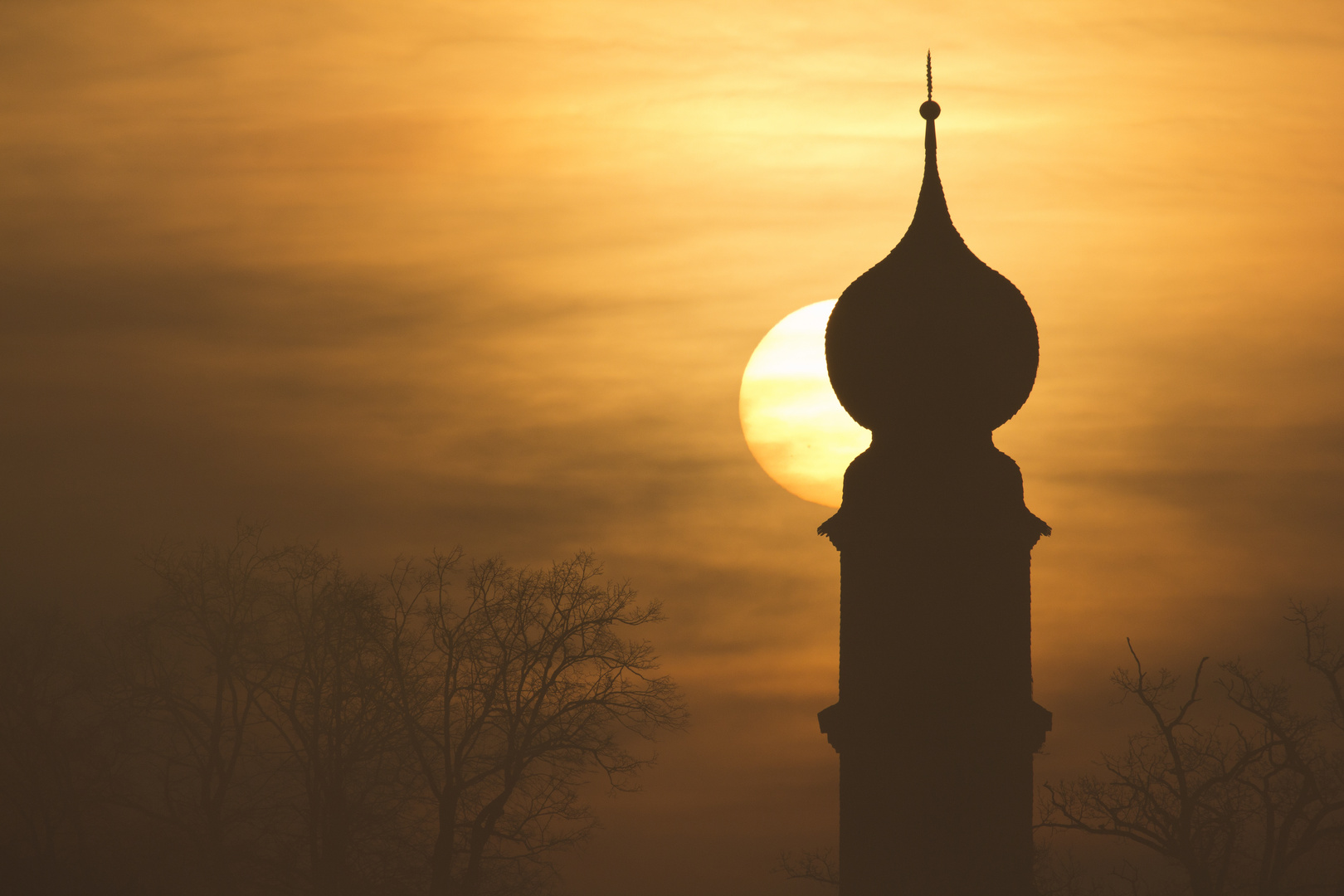 Sonnenaufgang bei Kloster Seeon (2)