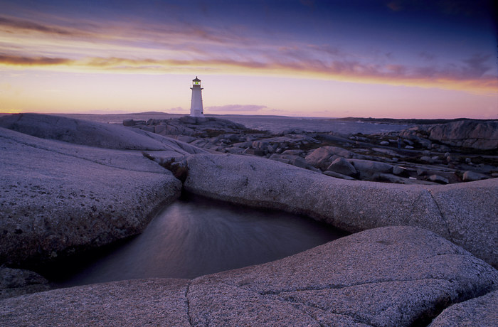 Sonnenaufgang bei Peggy's Cove von Birgit Meyer