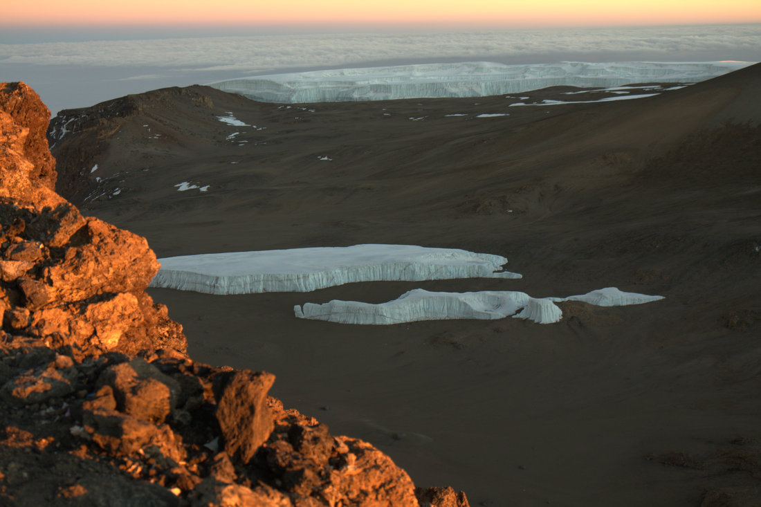 Sonnenaufgang bei Uhuru Peak