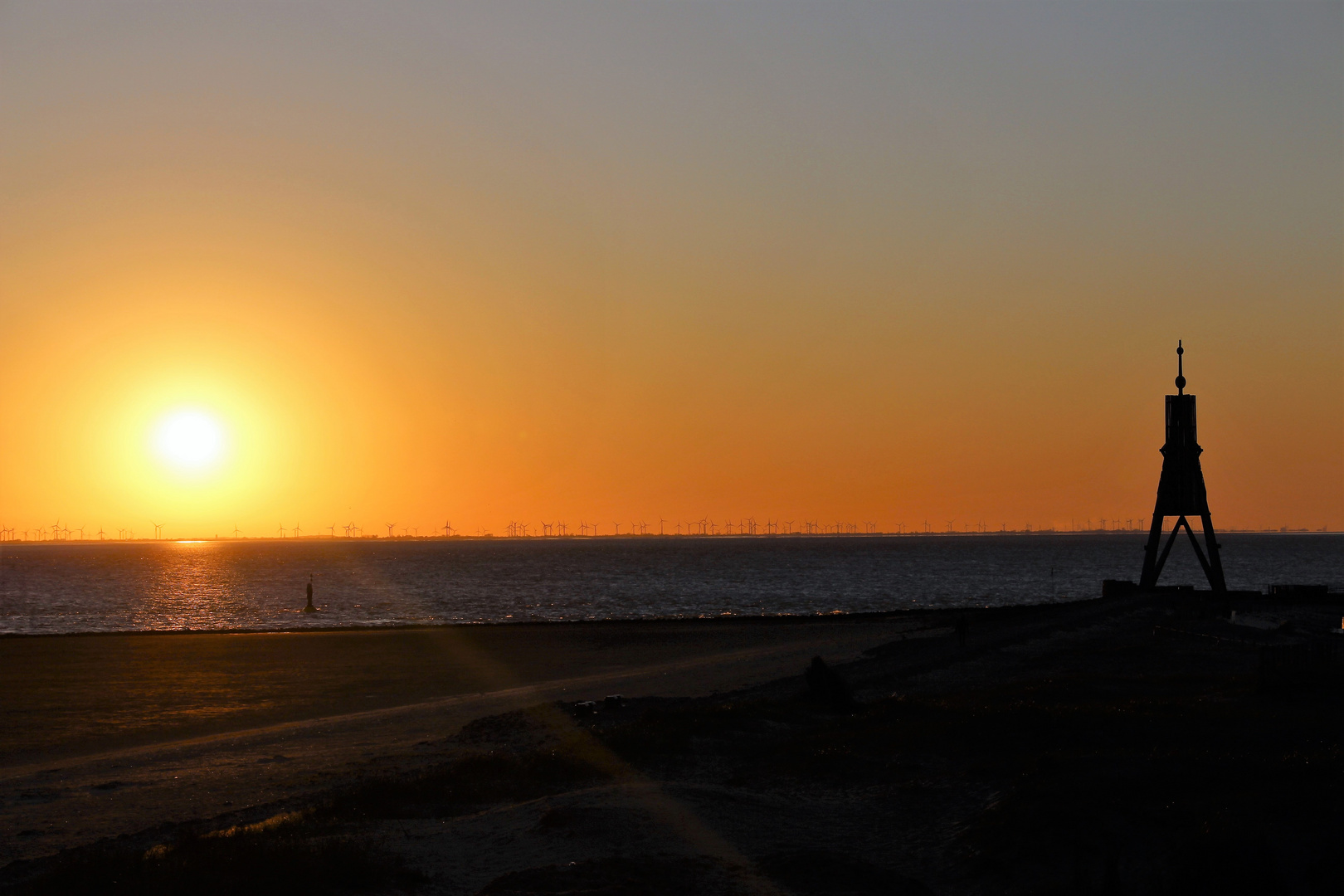 Sonnenaufgang Cuxhaven Kugelbake