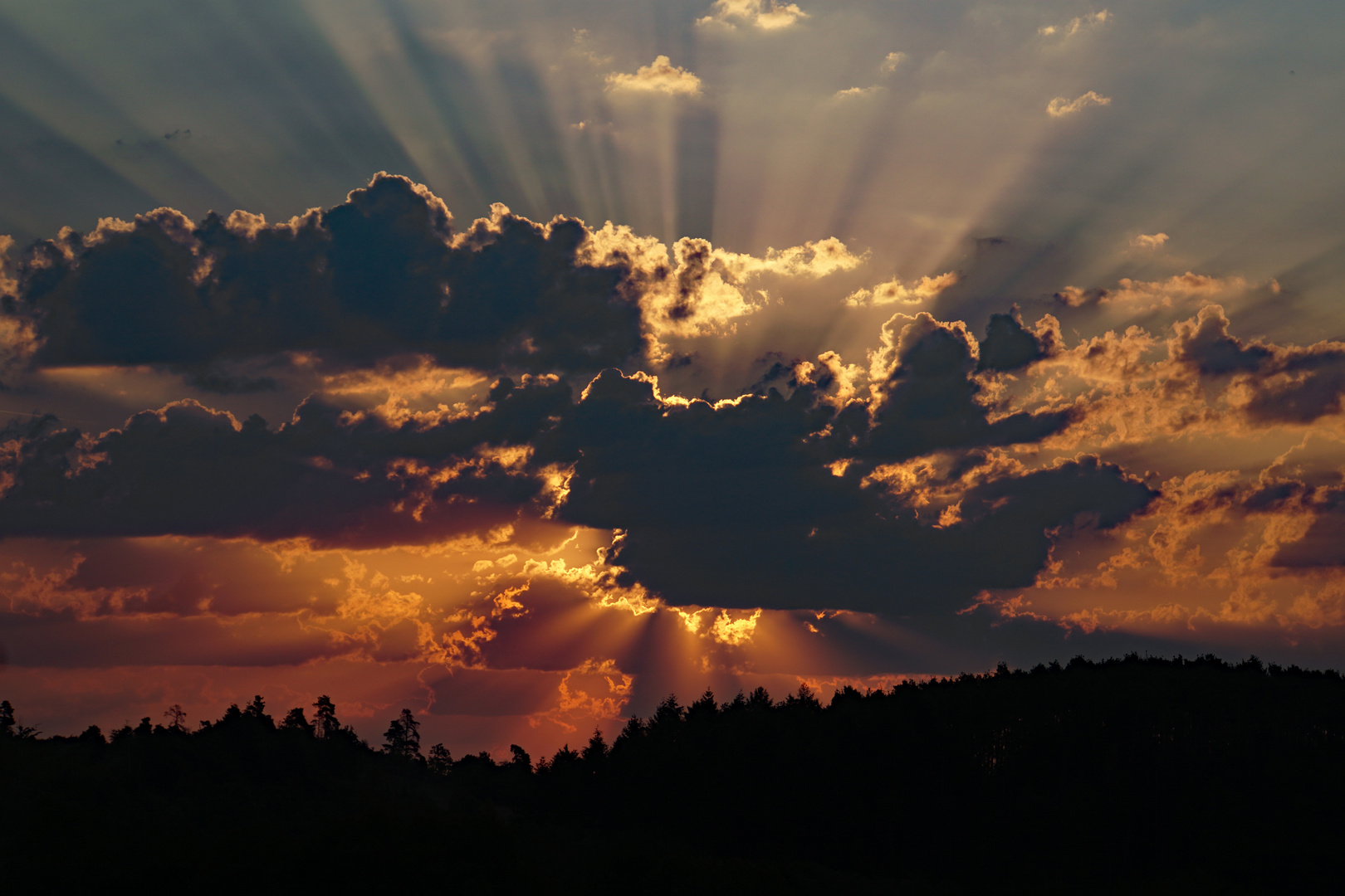 Sonnenaufgang - die Sonne sucht Wasser