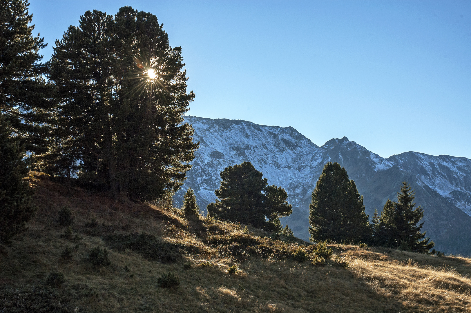 Sonnenaufgang Dötra Bleniotal Tessin