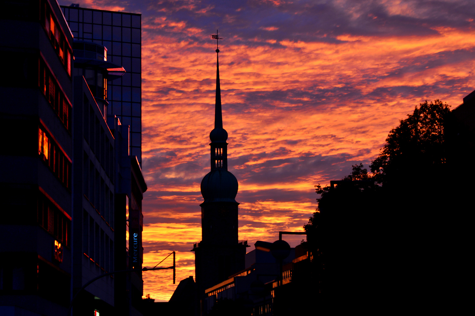 Sonnenaufgang Dortmund City