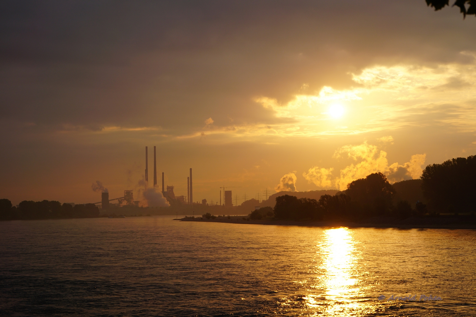 Sonnenaufgang Duisburg - Walsum