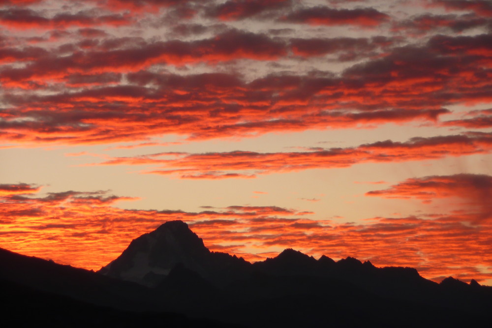 Sonnenaufgang gegen Bietschhorn